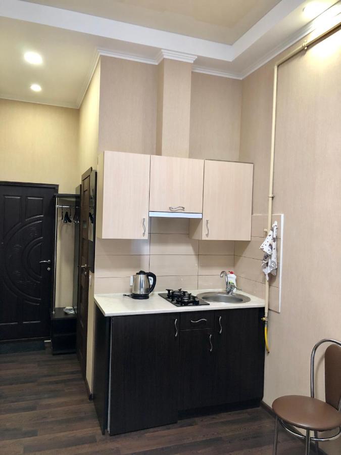 Apart Studio-Біля Вокзалу-Недалеко Від Центру-Городоцька 151 Lemberg Exterior foto